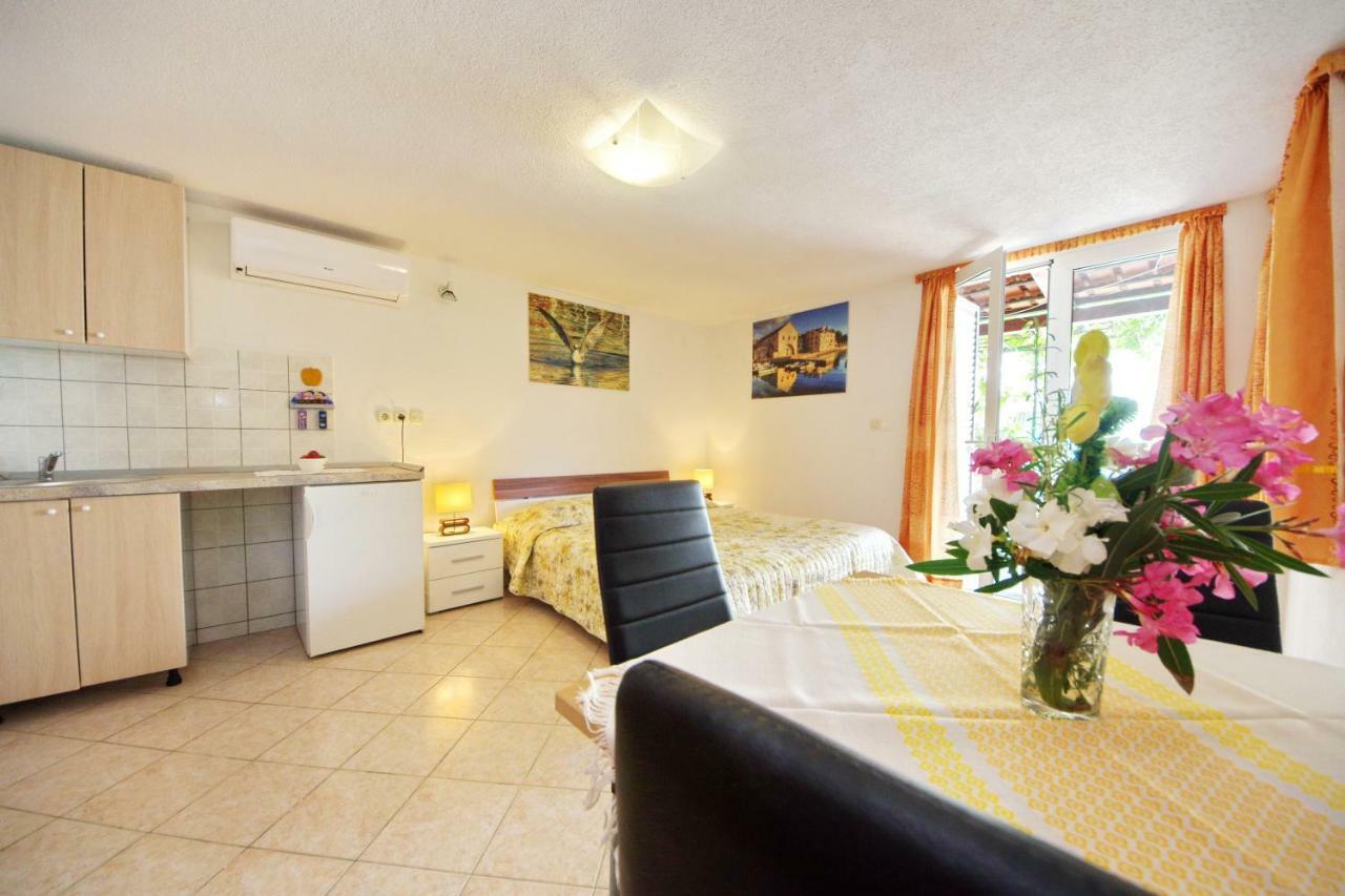 Apartments Villa Hraste Hvar 赫瓦尔 外观 照片